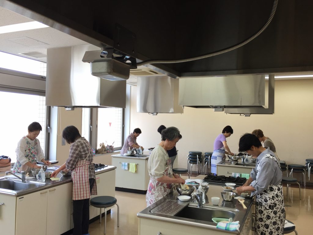 大田文化の森にて、手ごねパン作り♪